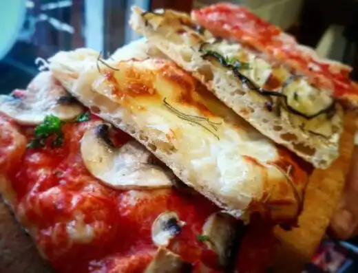 Il gatto e la volpe – Pizzeria al taglio e friggitoria
